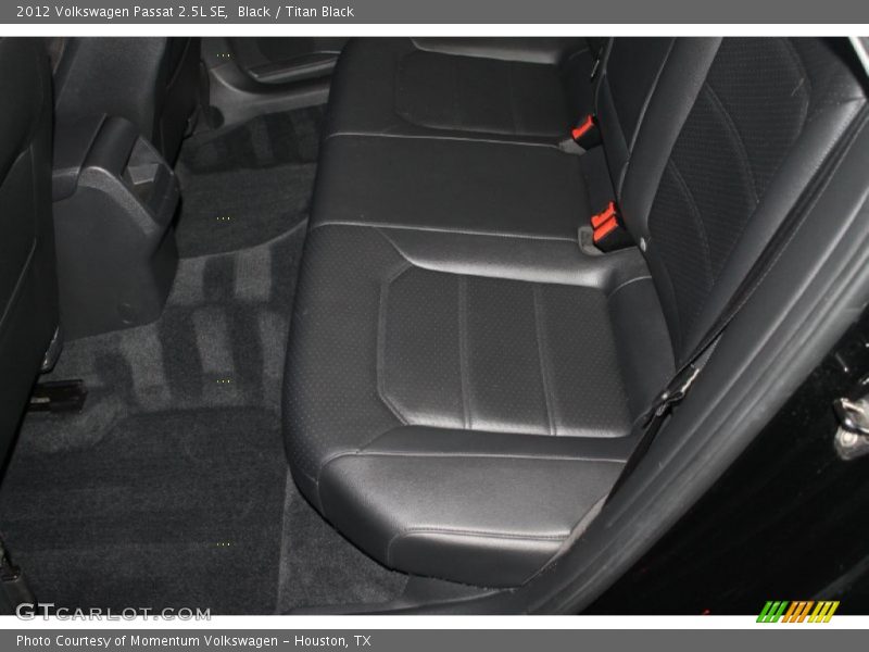 Black / Titan Black 2012 Volkswagen Passat 2.5L SE