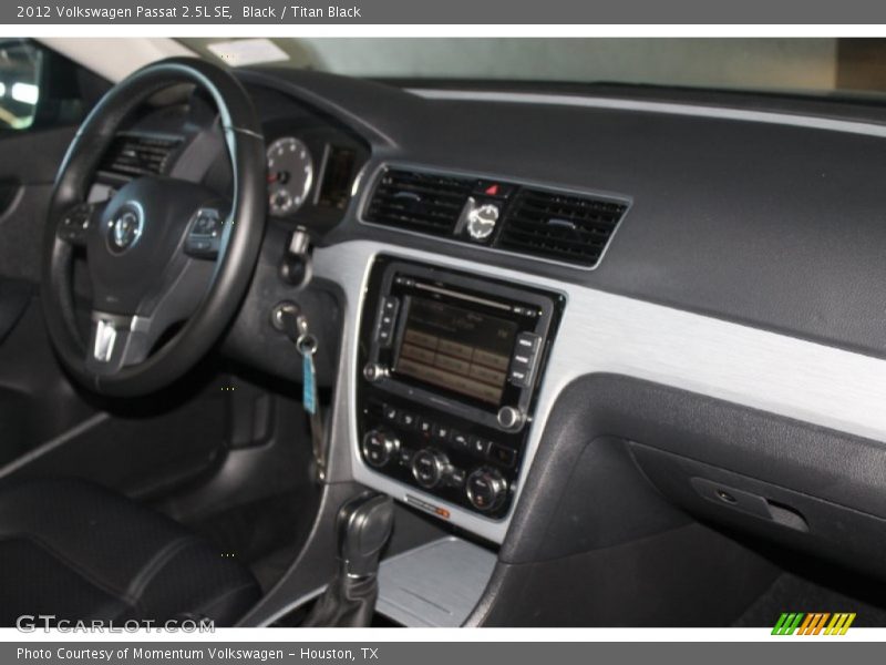 Black / Titan Black 2012 Volkswagen Passat 2.5L SE