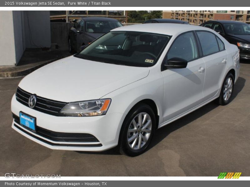 Pure White / Titan Black 2015 Volkswagen Jetta SE Sedan