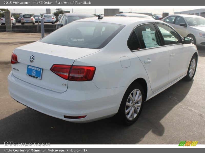 Pure White / Titan Black 2015 Volkswagen Jetta SE Sedan