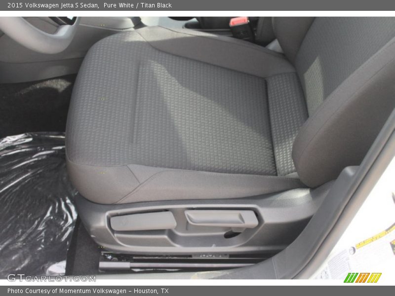Pure White / Titan Black 2015 Volkswagen Jetta S Sedan