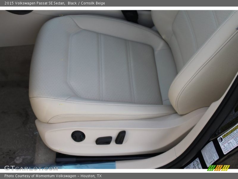Black / Cornsilk Beige 2015 Volkswagen Passat SE Sedan