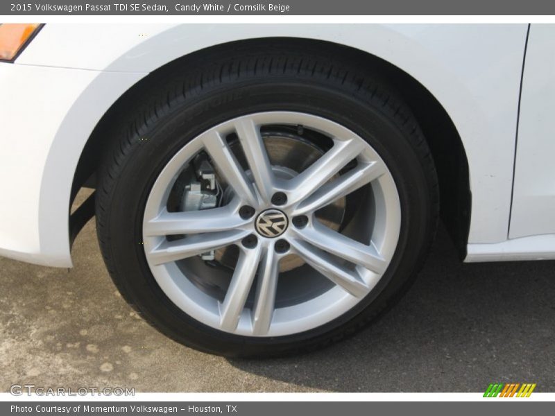 Candy White / Cornsilk Beige 2015 Volkswagen Passat TDI SE Sedan