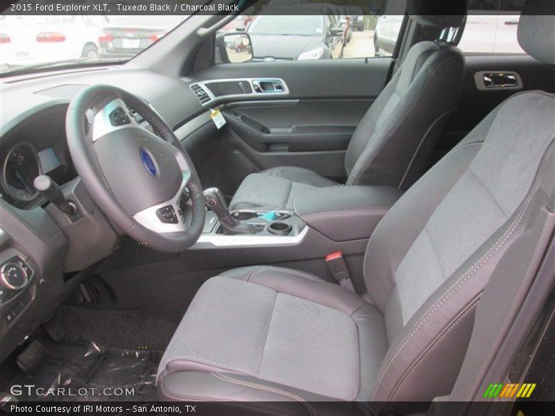 Tuxedo Black / Charcoal Black 2015 Ford Explorer XLT