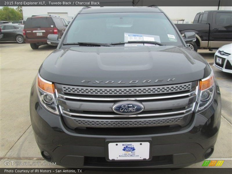 Tuxedo Black / Charcoal Black 2015 Ford Explorer XLT