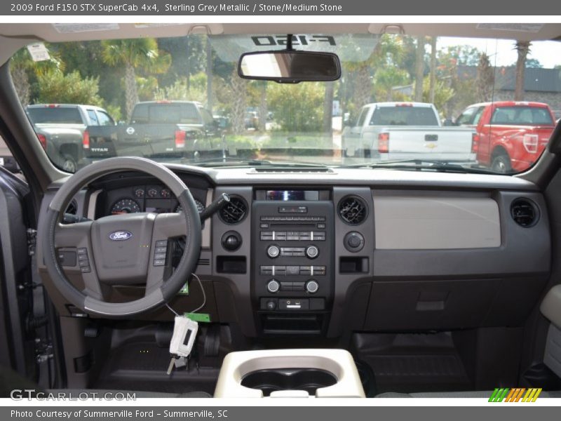 Sterling Grey Metallic / Stone/Medium Stone 2009 Ford F150 STX SuperCab 4x4