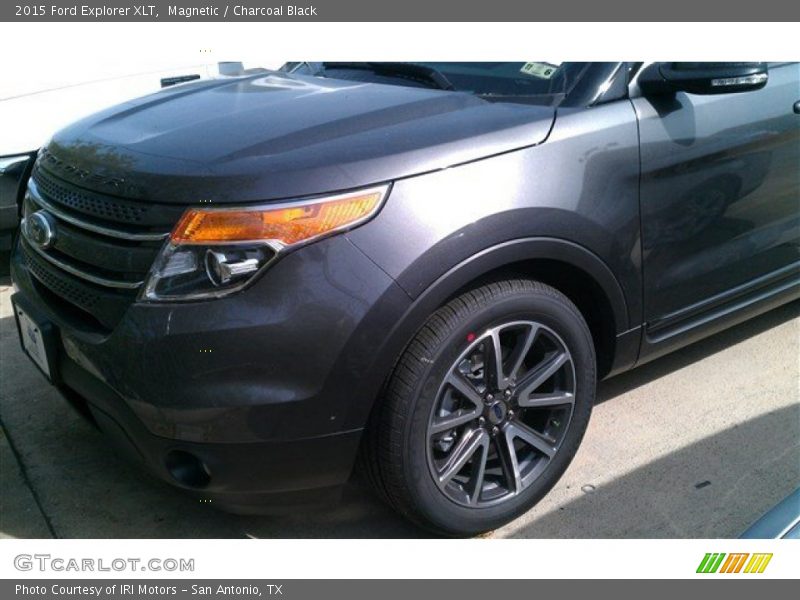 Magnetic / Charcoal Black 2015 Ford Explorer XLT