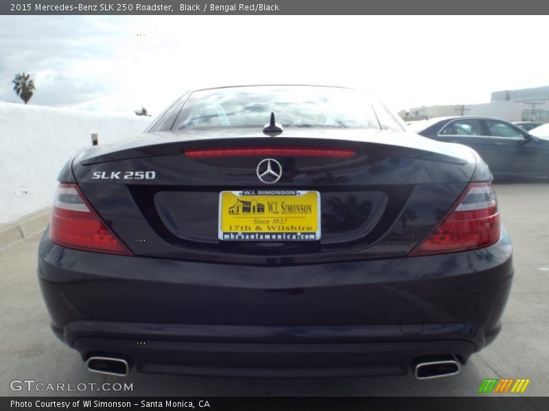 Black / Bengal Red/Black 2015 Mercedes-Benz SLK 250 Roadster