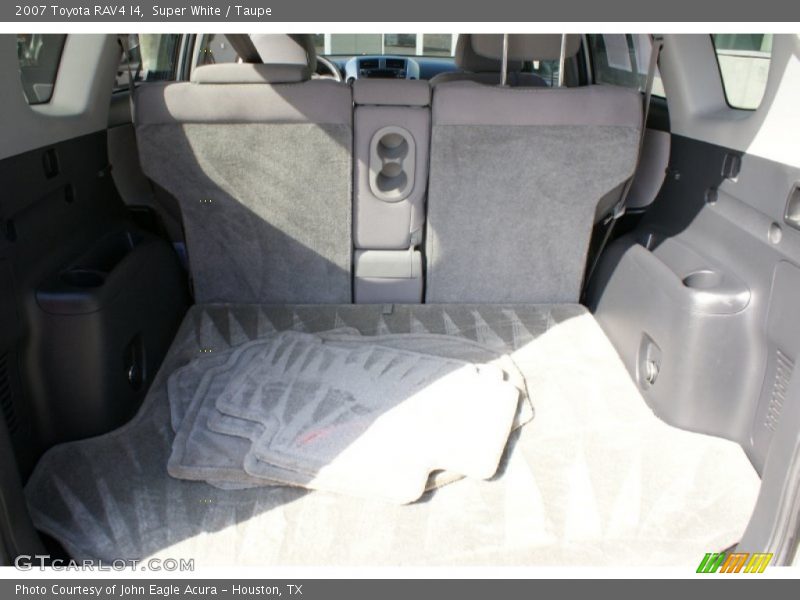 Super White / Taupe 2007 Toyota RAV4 I4