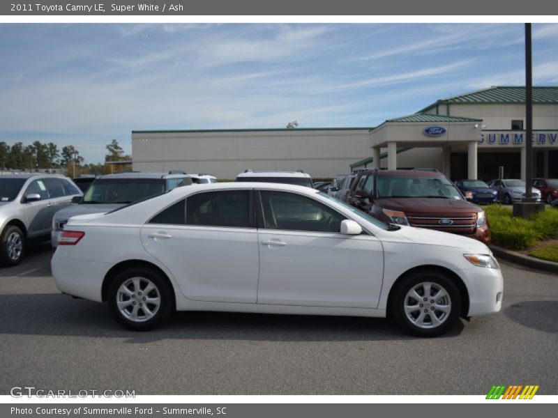 Super White / Ash 2011 Toyota Camry LE