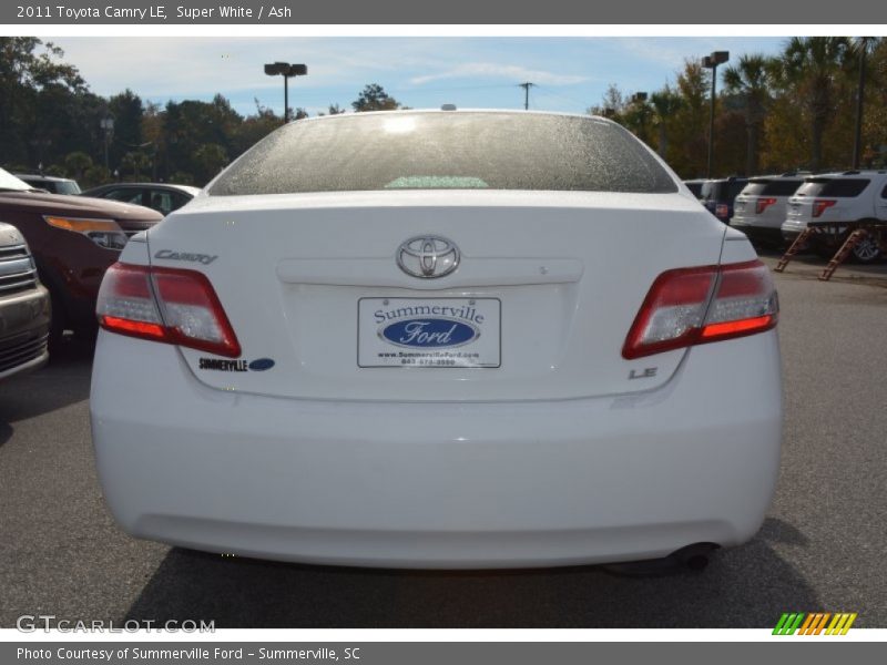 Super White / Ash 2011 Toyota Camry LE