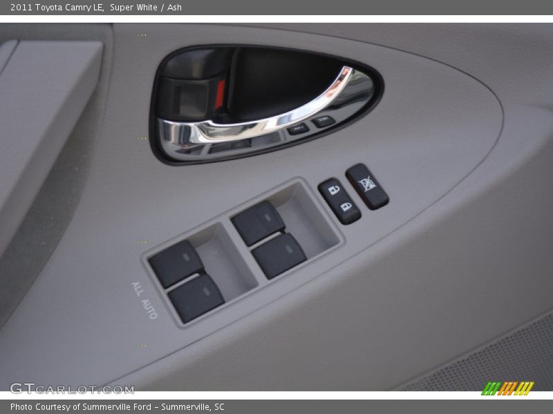Super White / Ash 2011 Toyota Camry LE