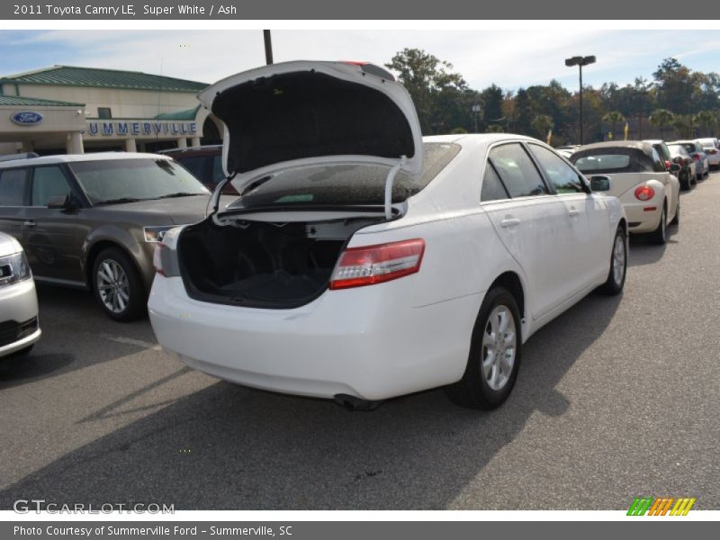 Super White / Ash 2011 Toyota Camry LE