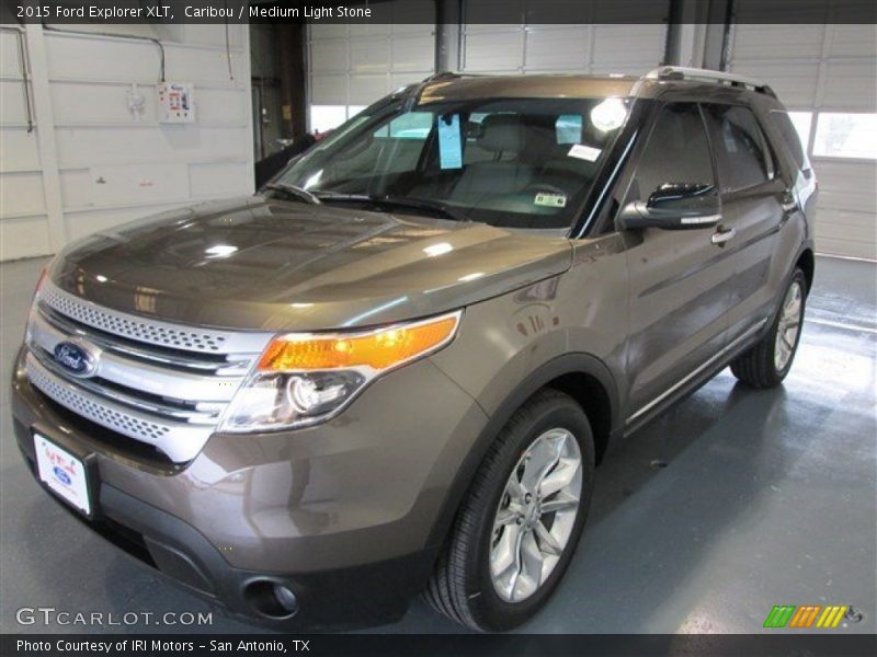 Caribou / Medium Light Stone 2015 Ford Explorer XLT