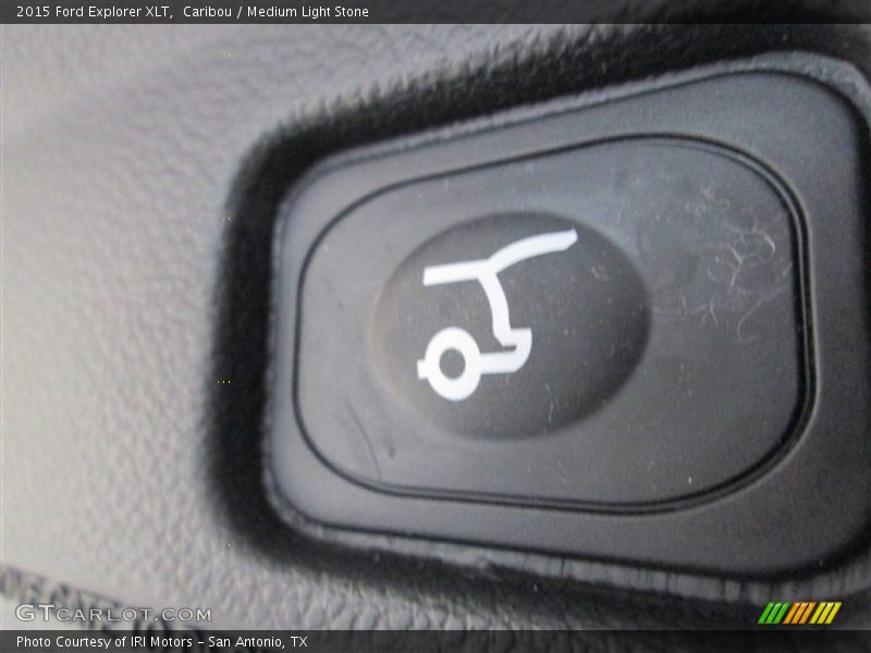 Caribou / Medium Light Stone 2015 Ford Explorer XLT