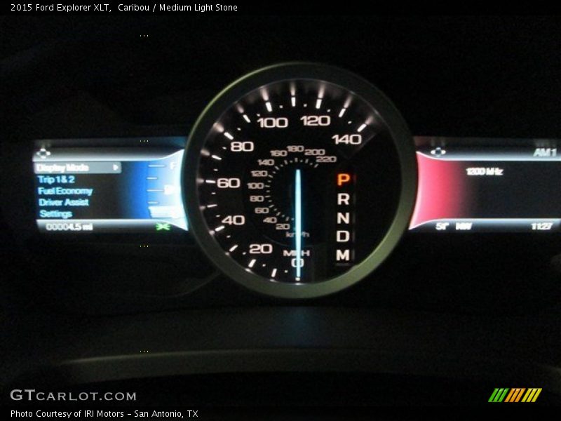 Caribou / Medium Light Stone 2015 Ford Explorer XLT