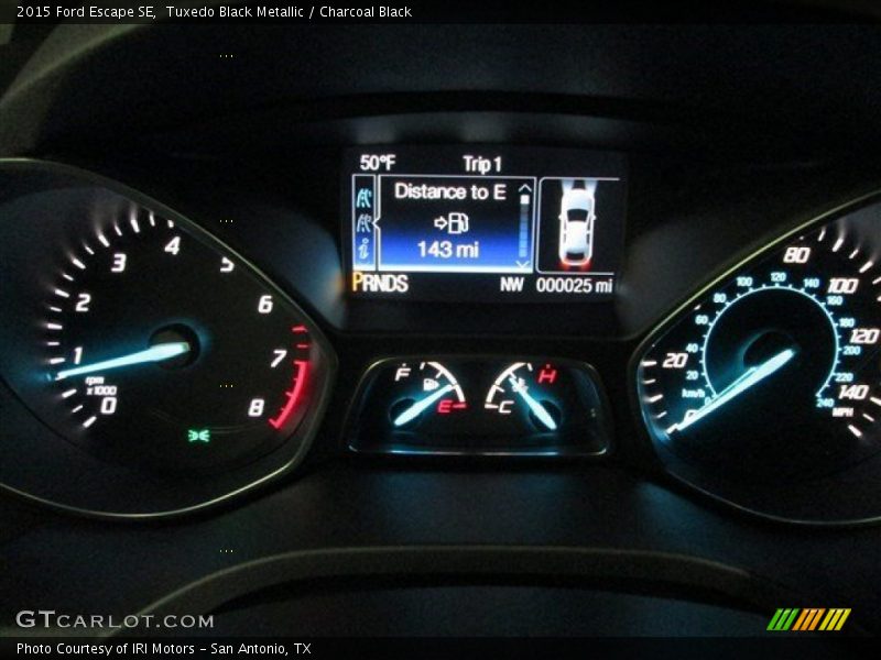Tuxedo Black Metallic / Charcoal Black 2015 Ford Escape SE