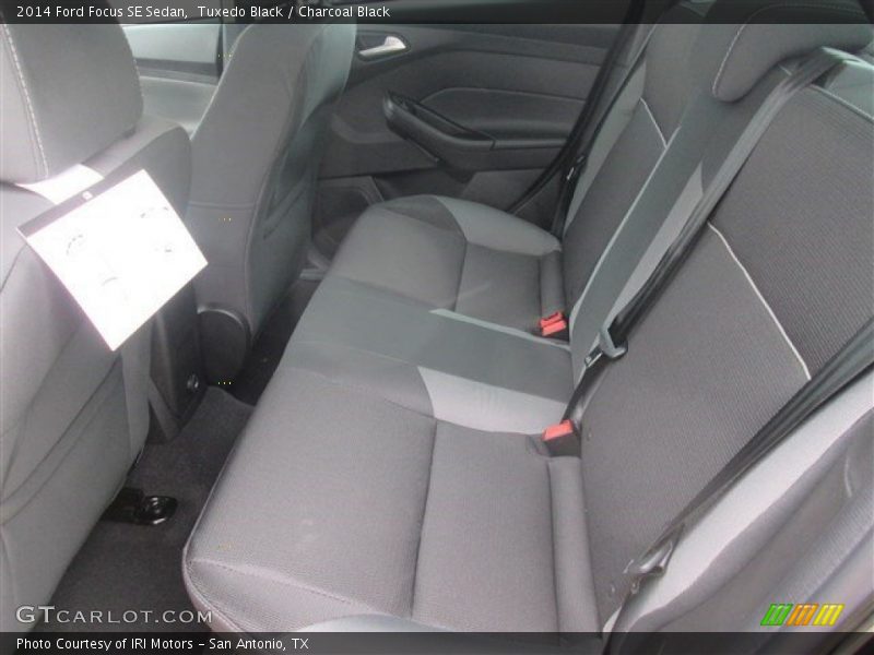 Tuxedo Black / Charcoal Black 2014 Ford Focus SE Sedan