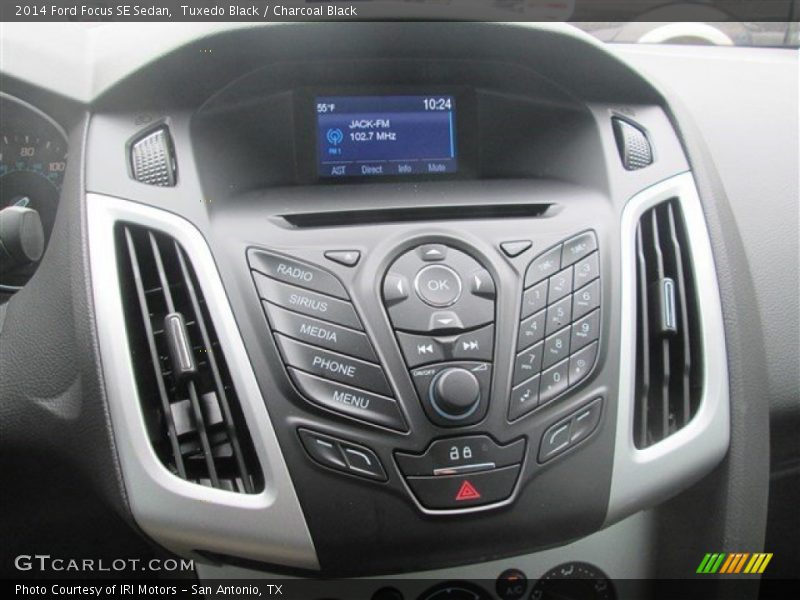 Tuxedo Black / Charcoal Black 2014 Ford Focus SE Sedan