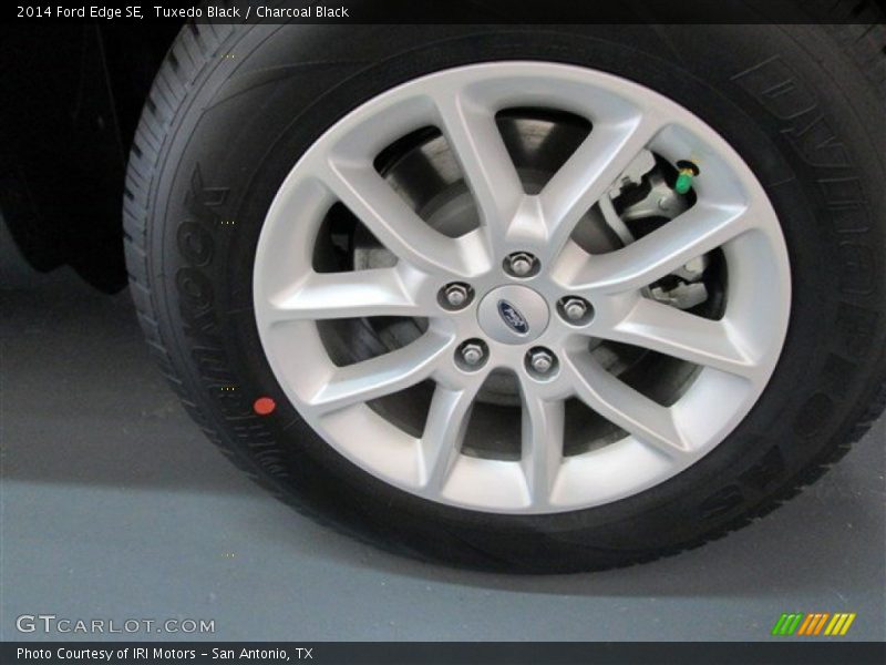 Tuxedo Black / Charcoal Black 2014 Ford Edge SE