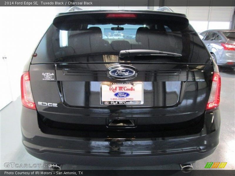 Tuxedo Black / Charcoal Black 2014 Ford Edge SE