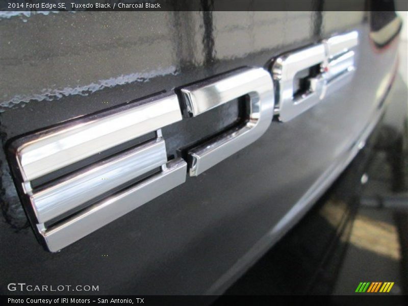 Tuxedo Black / Charcoal Black 2014 Ford Edge SE