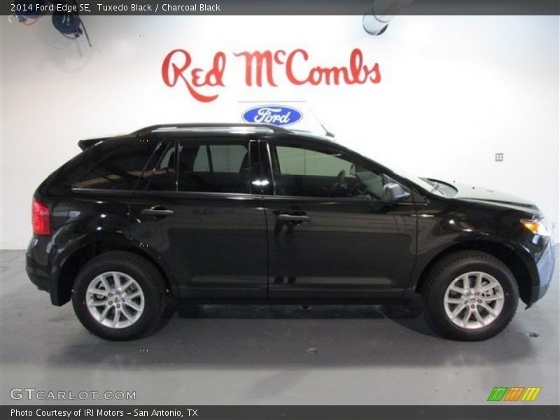 Tuxedo Black / Charcoal Black 2014 Ford Edge SE
