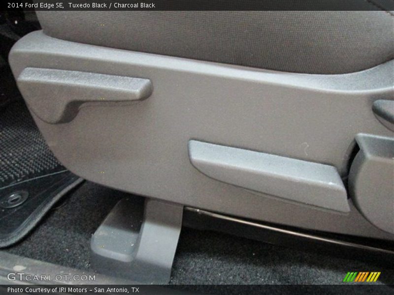 Tuxedo Black / Charcoal Black 2014 Ford Edge SE