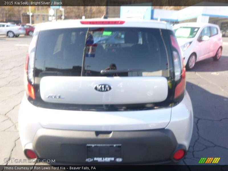 Bright Silver / Black 2015 Kia Soul