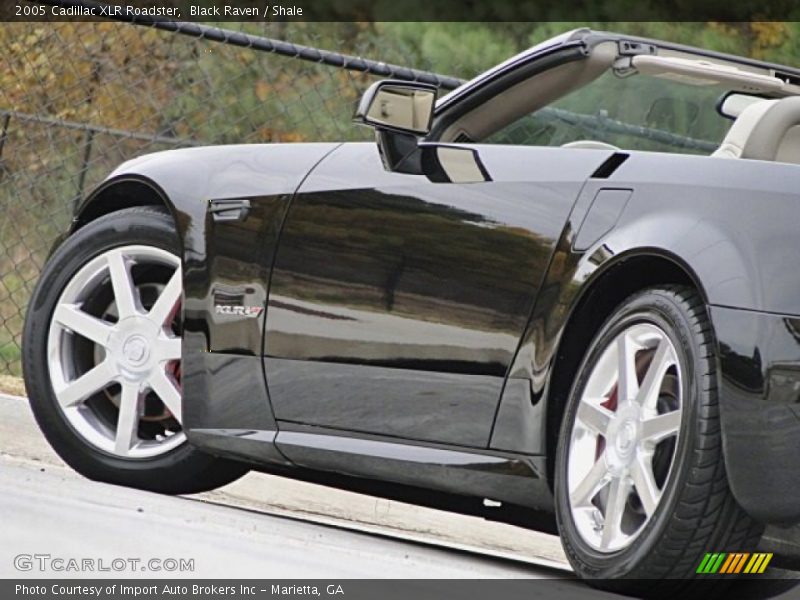 Black Raven / Shale 2005 Cadillac XLR Roadster