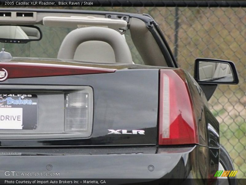Black Raven / Shale 2005 Cadillac XLR Roadster