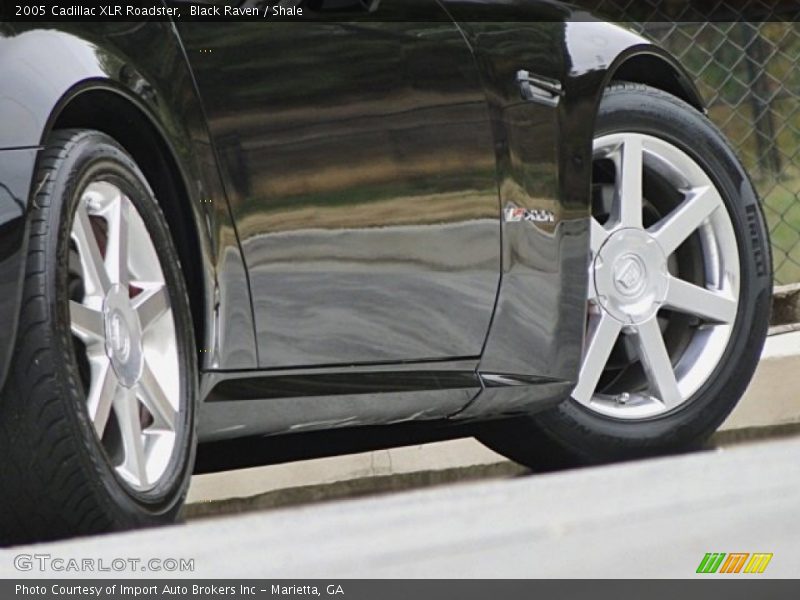 Black Raven / Shale 2005 Cadillac XLR Roadster