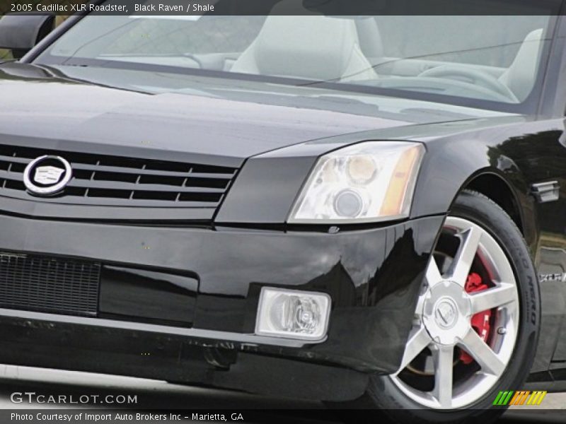 Black Raven / Shale 2005 Cadillac XLR Roadster