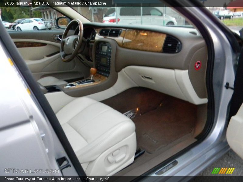 Platinum Metallic / Champagne 2005 Jaguar S-Type 3.0