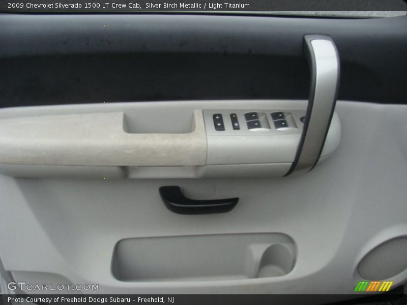Silver Birch Metallic / Light Titanium 2009 Chevrolet Silverado 1500 LT Crew Cab
