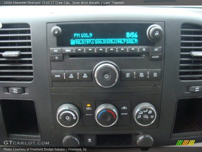Silver Birch Metallic / Light Titanium 2009 Chevrolet Silverado 1500 LT Crew Cab
