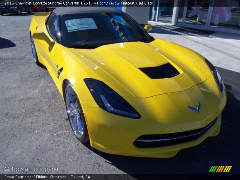 Front 3/4 View of 2015 Corvette Stingray Convertible Z51