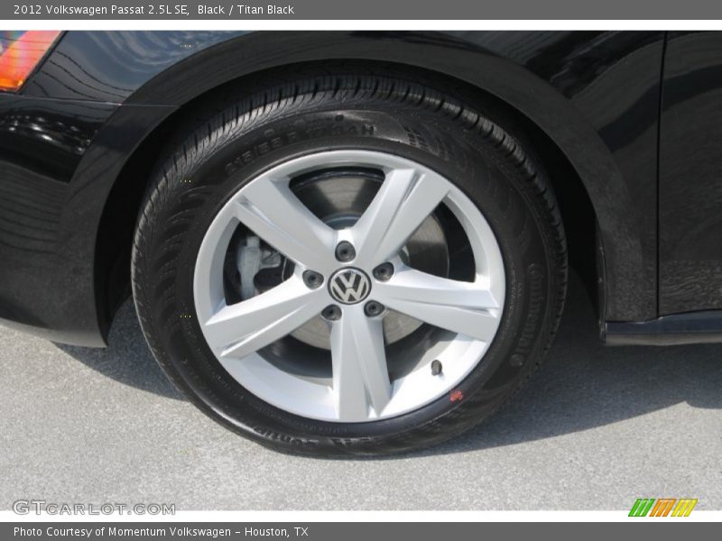 Black / Titan Black 2012 Volkswagen Passat 2.5L SE