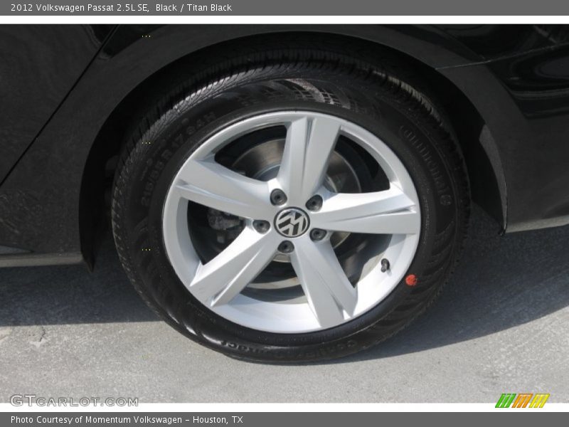 Black / Titan Black 2012 Volkswagen Passat 2.5L SE
