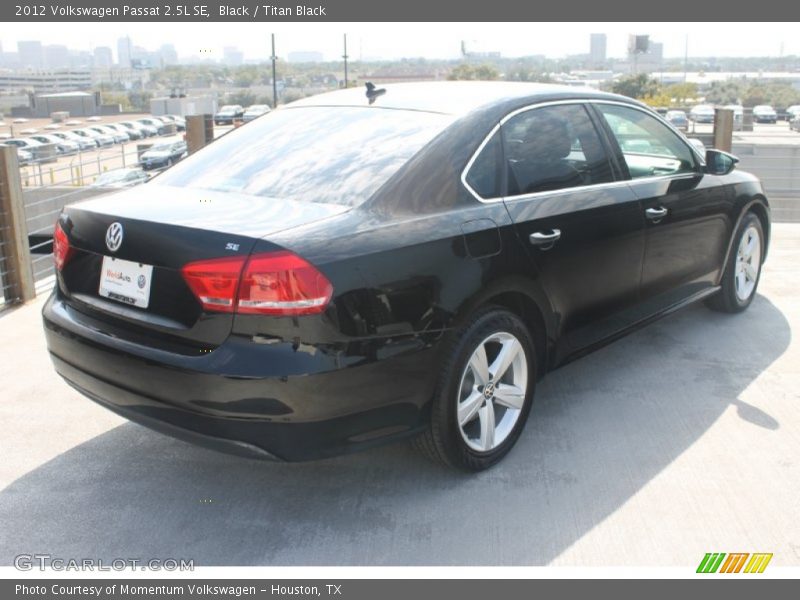 Black / Titan Black 2012 Volkswagen Passat 2.5L SE