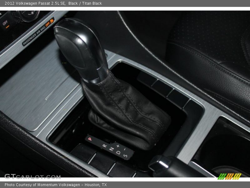 Black / Titan Black 2012 Volkswagen Passat 2.5L SE