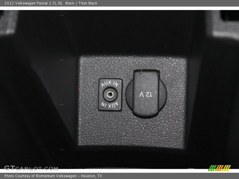 Black / Titan Black 2012 Volkswagen Passat 2.5L SE
