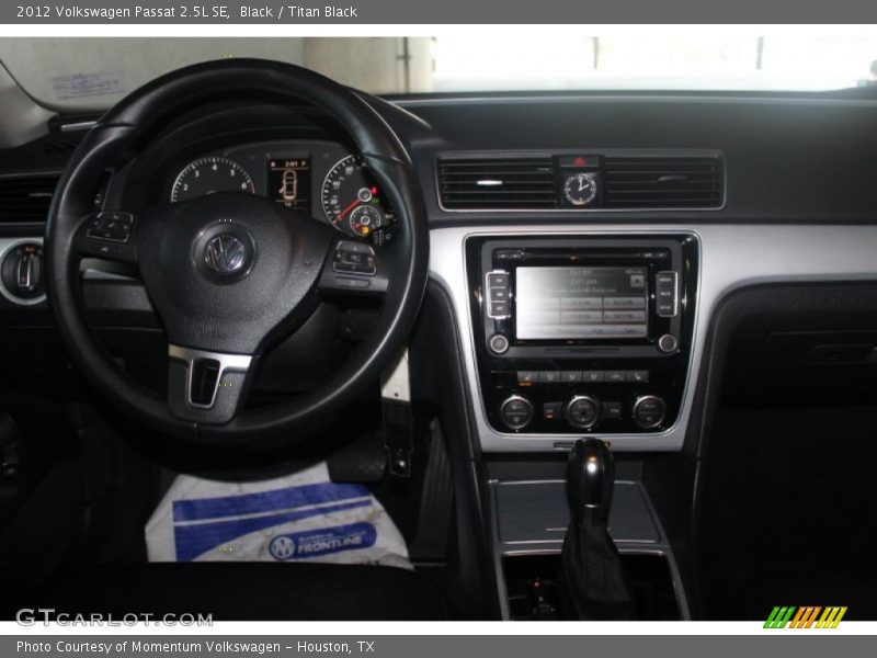 Black / Titan Black 2012 Volkswagen Passat 2.5L SE