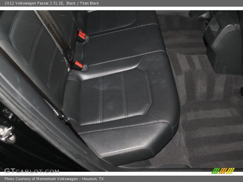 Black / Titan Black 2012 Volkswagen Passat 2.5L SE