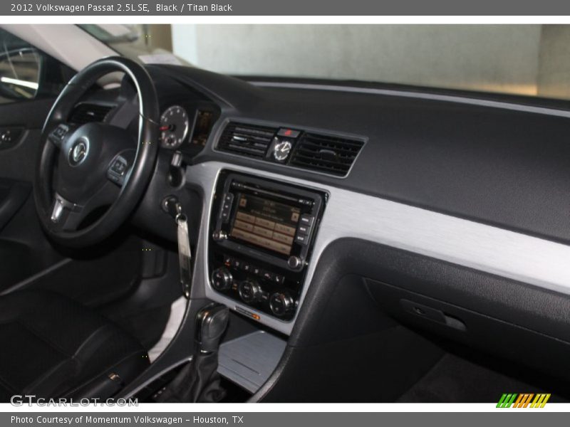Black / Titan Black 2012 Volkswagen Passat 2.5L SE