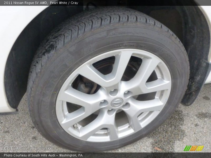 Pearl White / Gray 2011 Nissan Rogue SV AWD