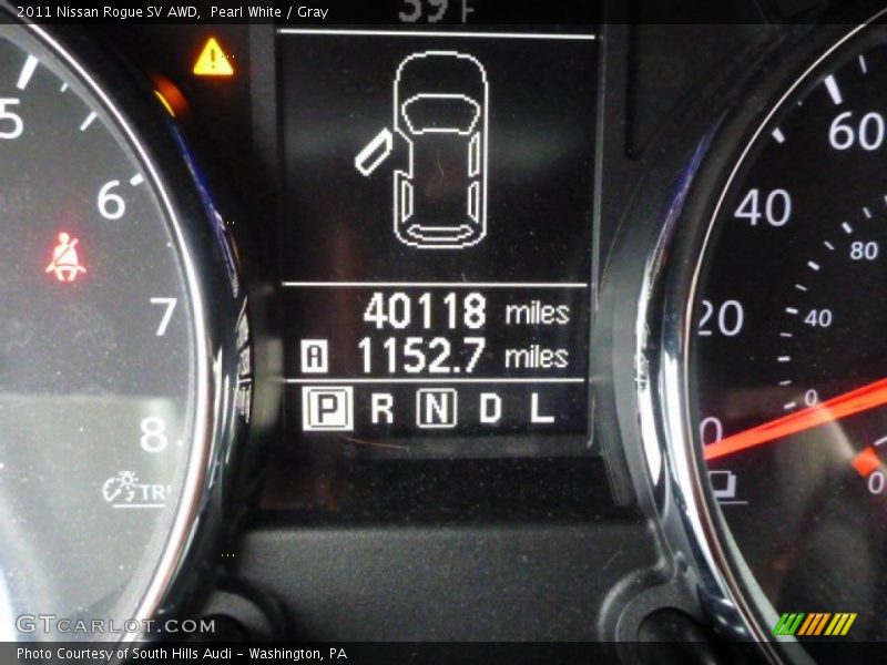 Pearl White / Gray 2011 Nissan Rogue SV AWD
