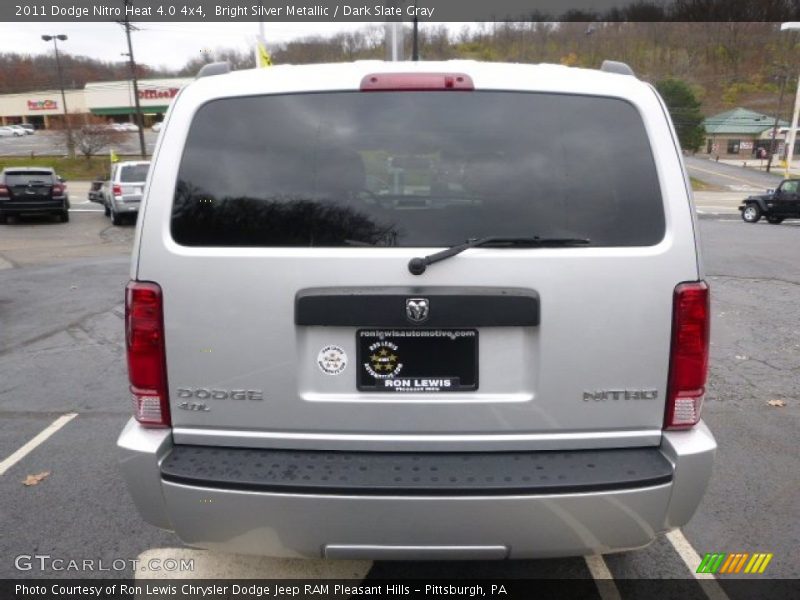 Bright Silver Metallic / Dark Slate Gray 2011 Dodge Nitro Heat 4.0 4x4