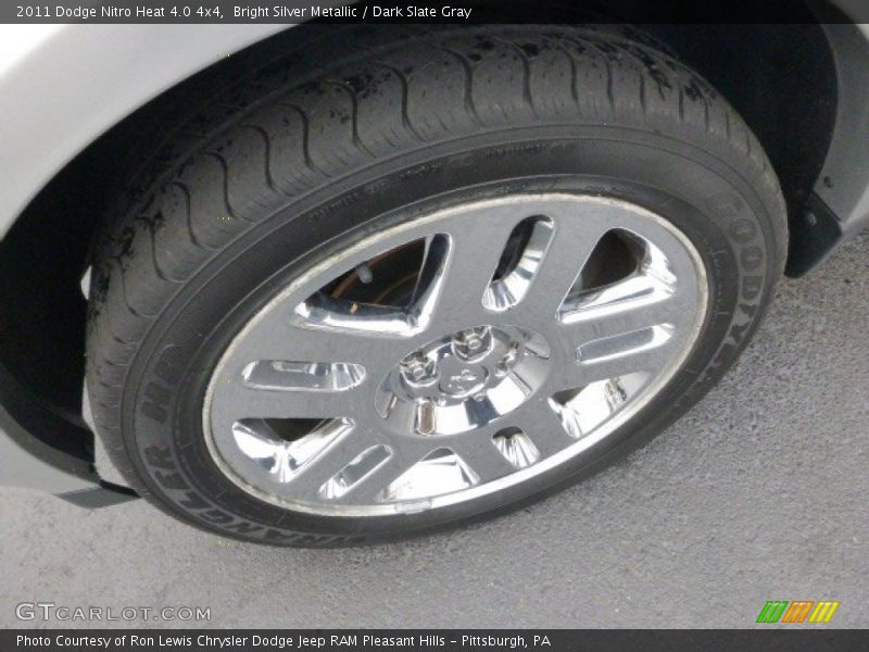 Bright Silver Metallic / Dark Slate Gray 2011 Dodge Nitro Heat 4.0 4x4