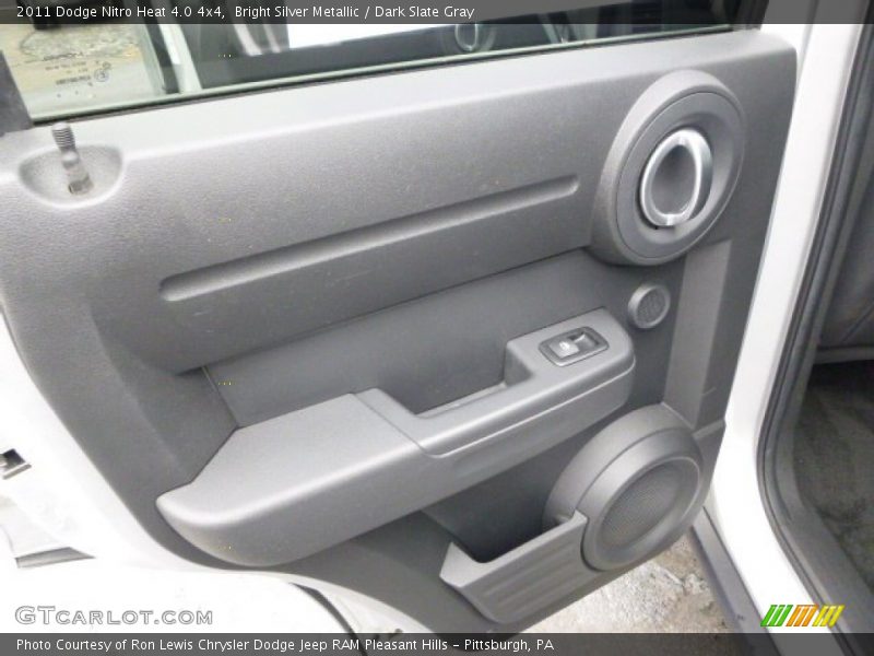 Bright Silver Metallic / Dark Slate Gray 2011 Dodge Nitro Heat 4.0 4x4